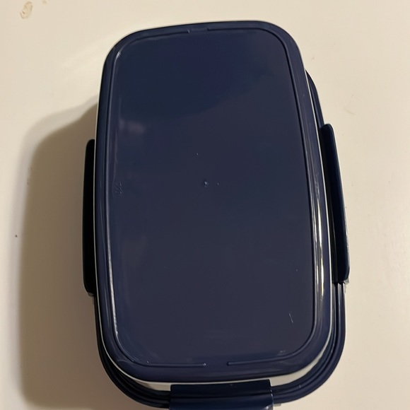 RTIC lunch storage container new - Picture 3 of 6